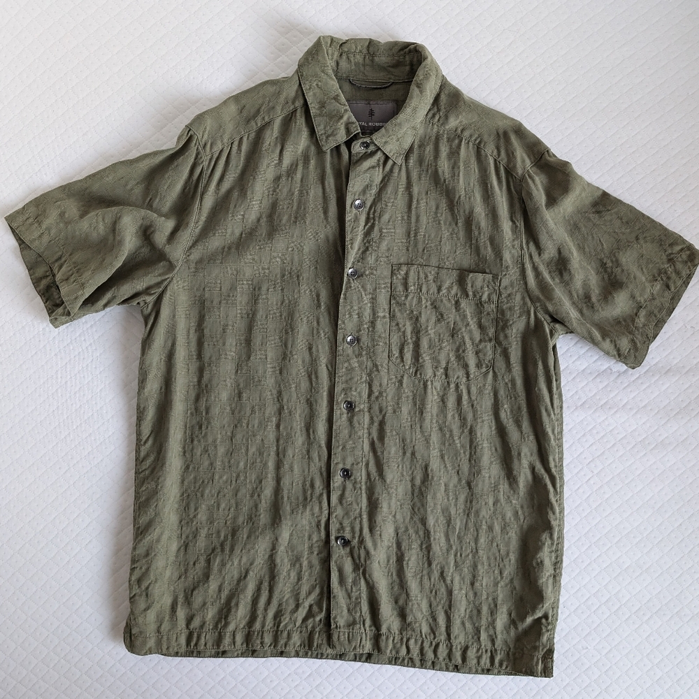 Royal Robbins Mens Mojave Pucker Dry Shirt Short Sleeve Button Down, size M